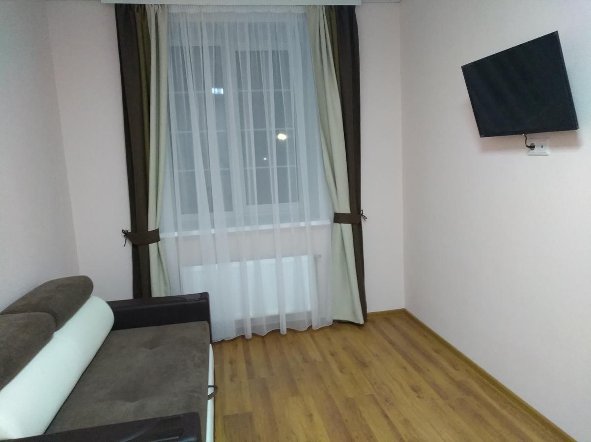 Baza Otdykha Chaika Hotel Zhodzina Esterno foto