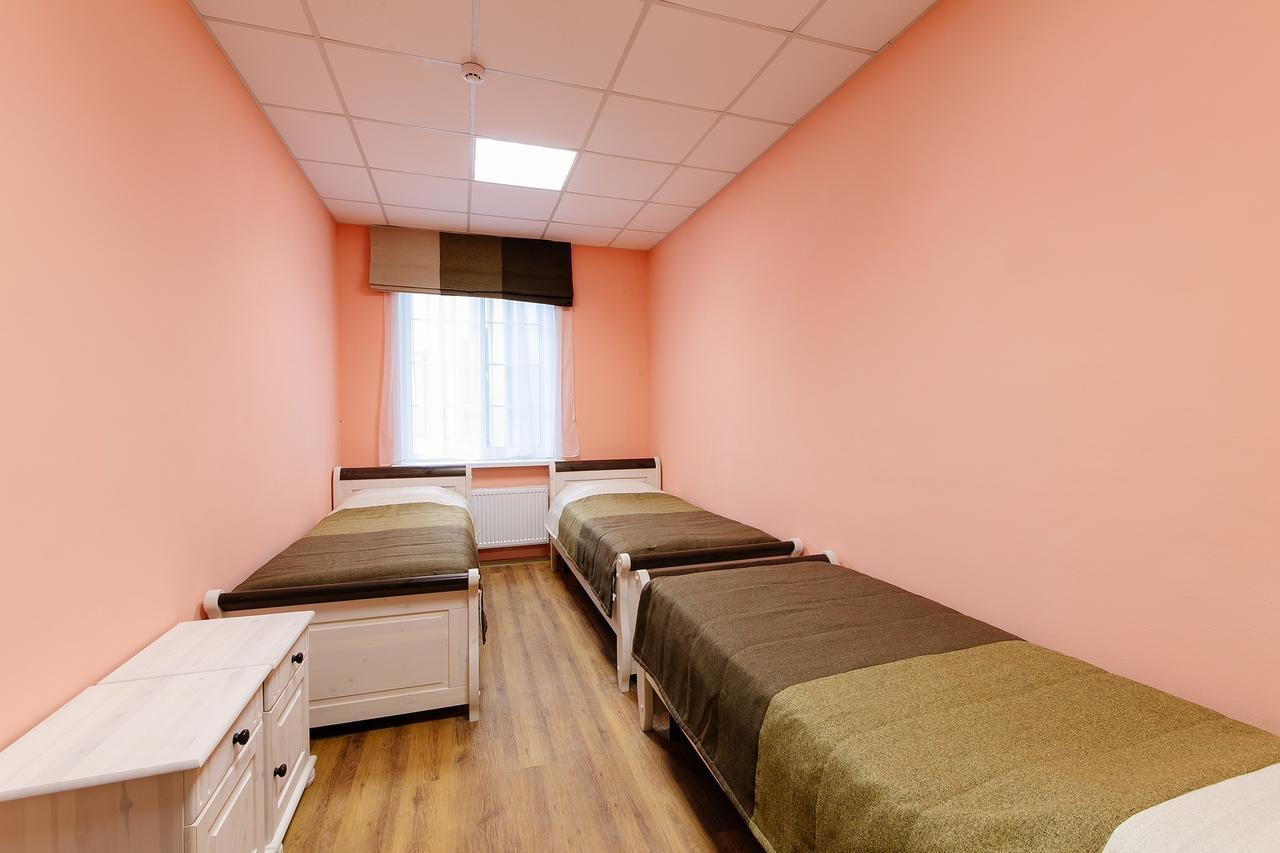 Baza Otdykha Chaika Hotel Zhodzina Esterno foto