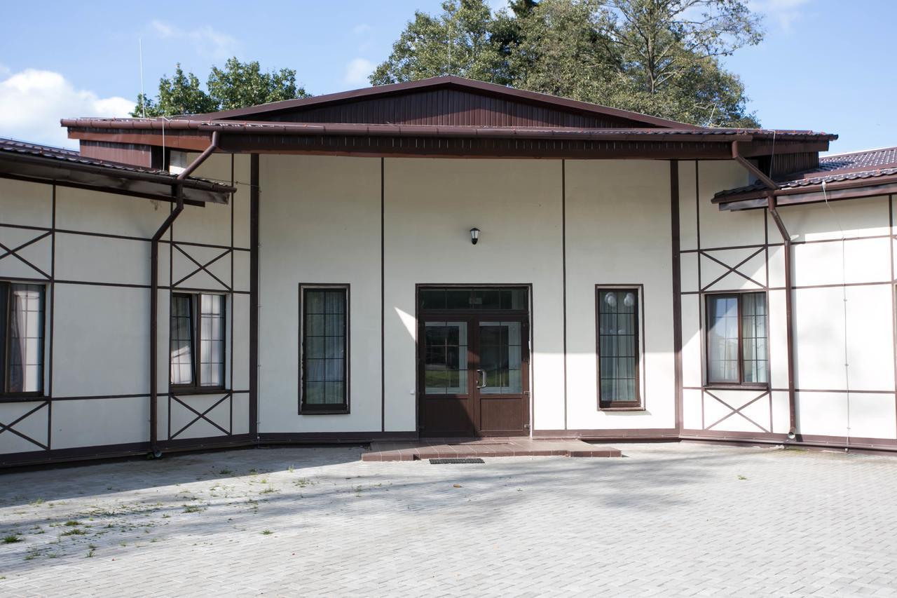 Baza Otdykha Chaika Hotel Zhodzina Esterno foto